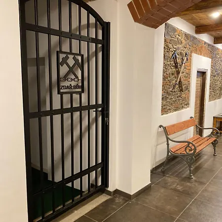 Pechblend & Silberstein Apartment