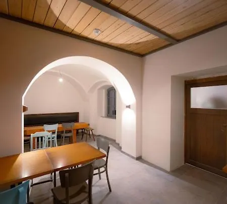 Apartment Pechblend & Silberstein