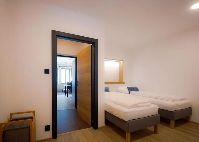 Pechblend & Silberstein Apartman *