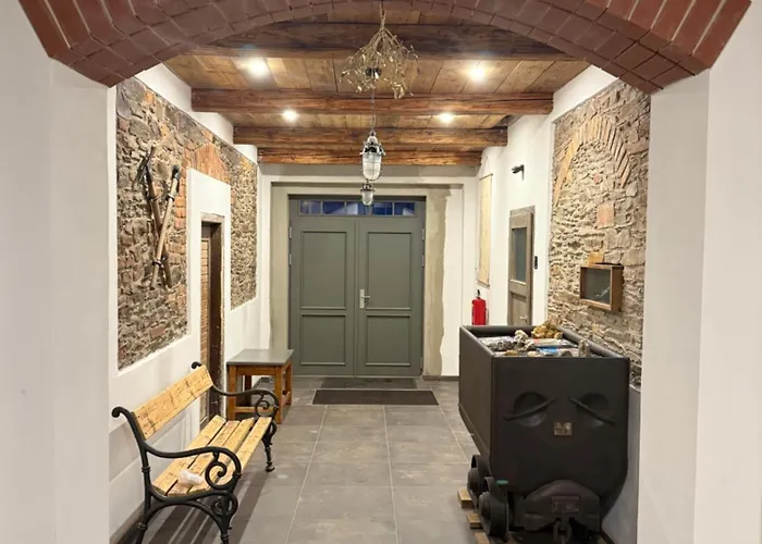Apartman Pechblend & Silberstein
